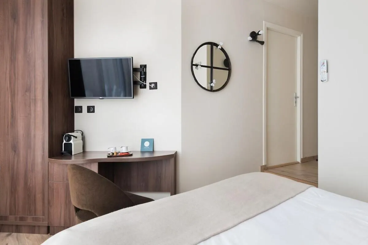 Casao Hotel Paris 3*,